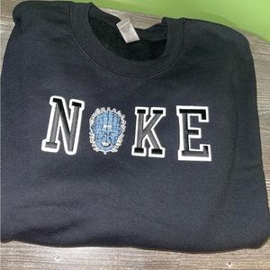 nailhead halloween crewneck